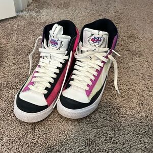 Nike Blazer Mid